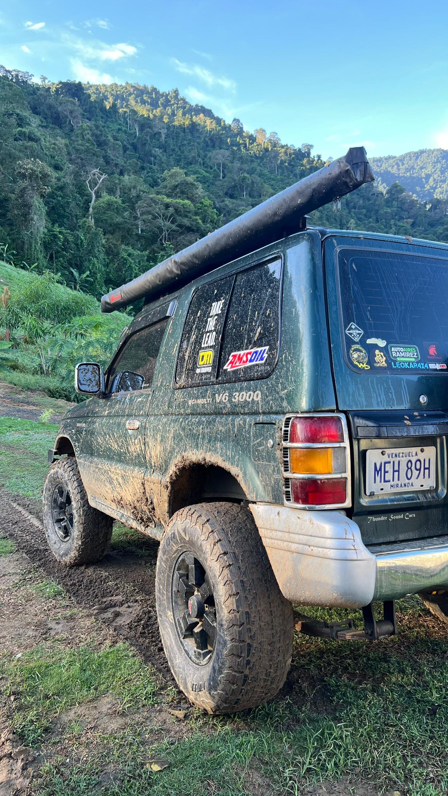 Mitsubishi Montero Dakar